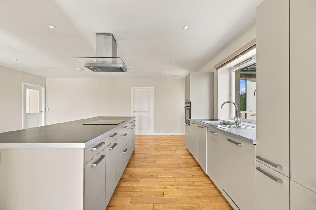 House in Drumlithie, Aberdeenshire - More