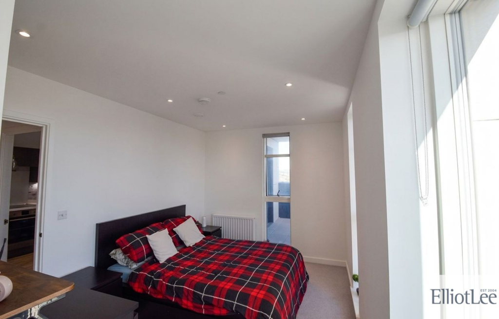 Apartment in Harrow - View 4