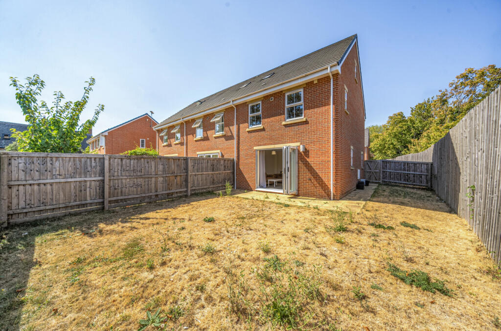 House in Swindon - View 4