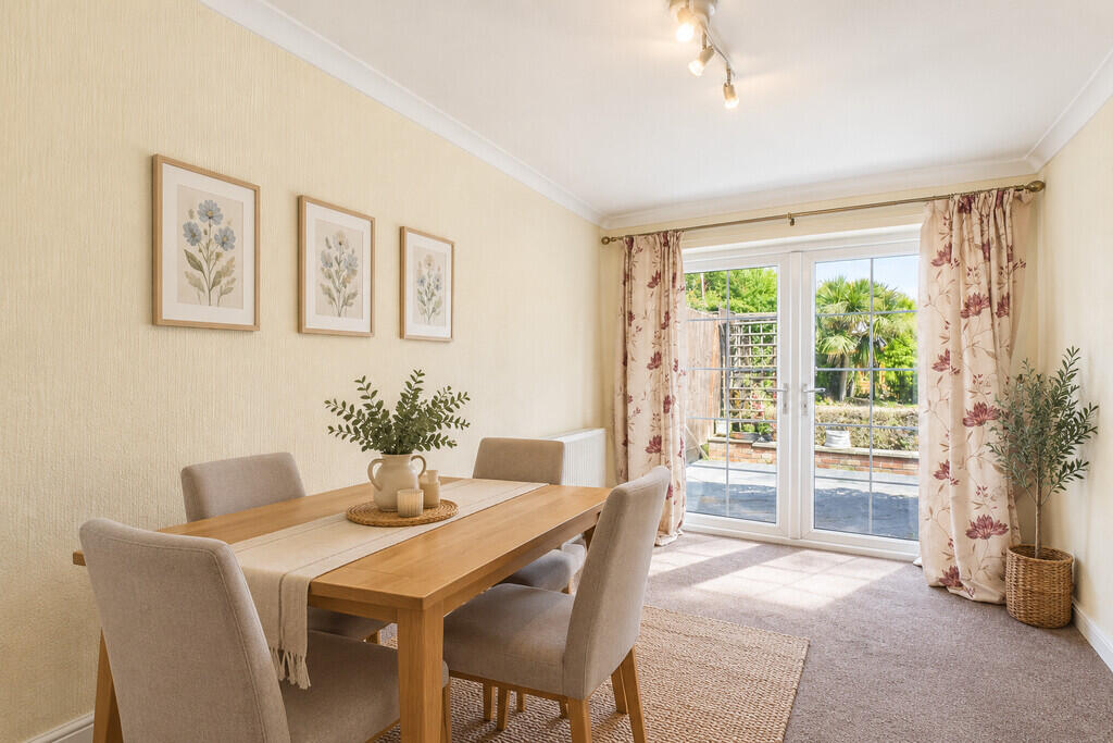 House in East Staffordshire, Stapenhill - View 4
