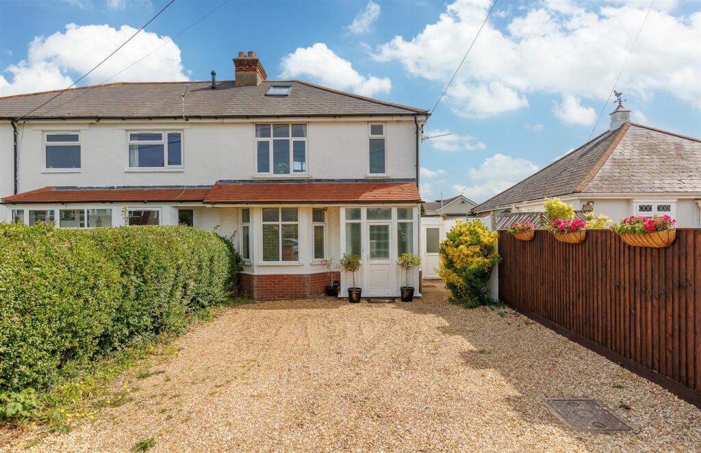 Main image of property: Cowes, Isle of Wight