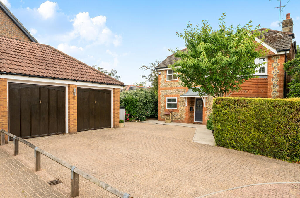 Main image of property: York Close, Chandler's Ford, Eastleigh, SO53