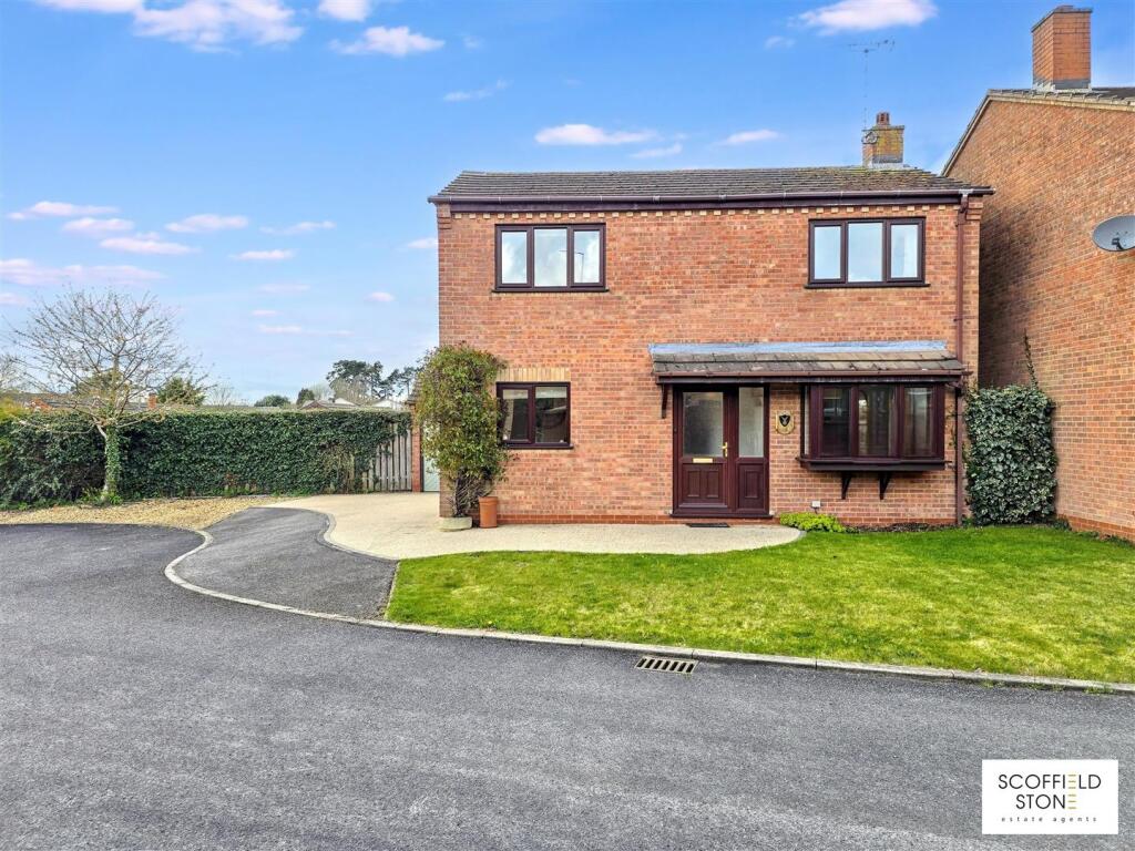 Main image of property: Cromwell Close, Tutbury, Burton-On-Trent