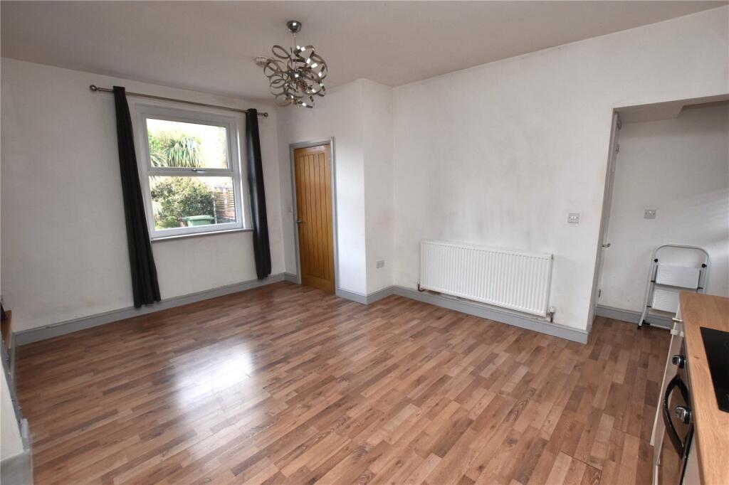 House in Wakefield - View 3
