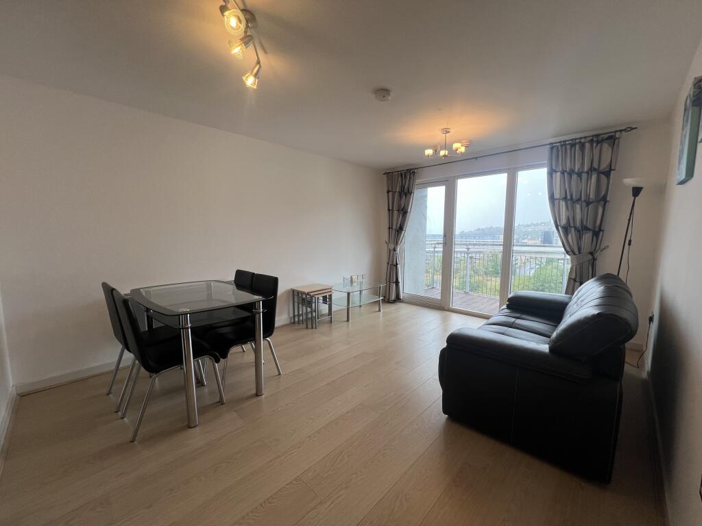 Apartment in Cardiff - View 2