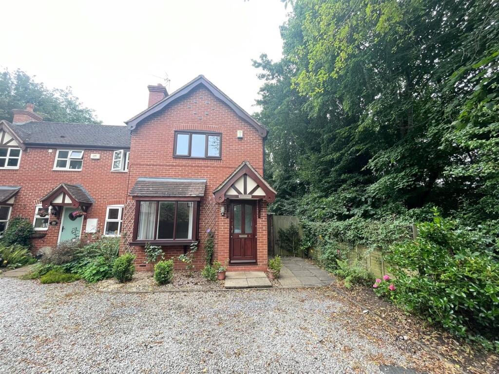 Main image of property: Shelly Farm Cottages, Shelly Lane, Shirley