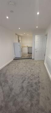 Main image of property: Flat 7, Thornhill Street, Wakefield