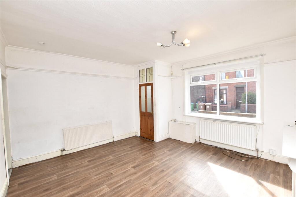House in Rochdale, Cutgate - View 3