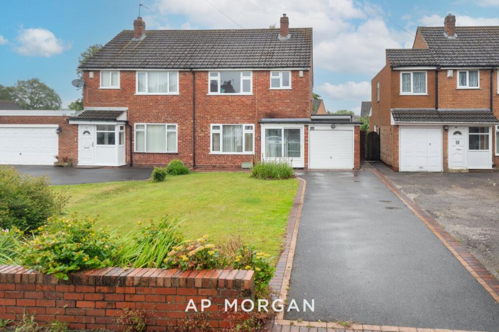Main image of property: High Street, Shirley, Solihull, West Midlands, B90