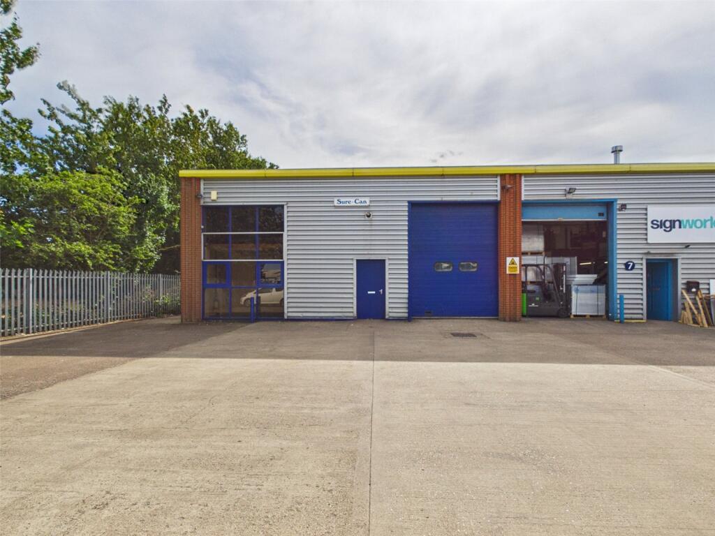Main image of property: Henson Way, Telford Way Industrial Estate, Kettering, Northamptonshire, NN16