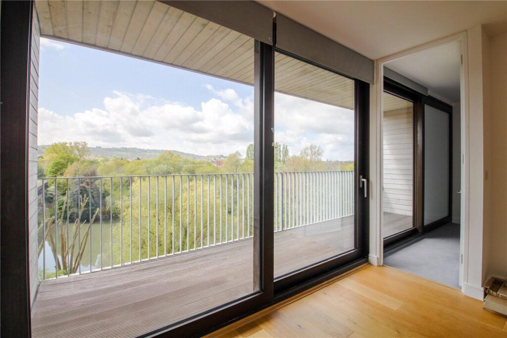 Apartment in Bristol - View 2