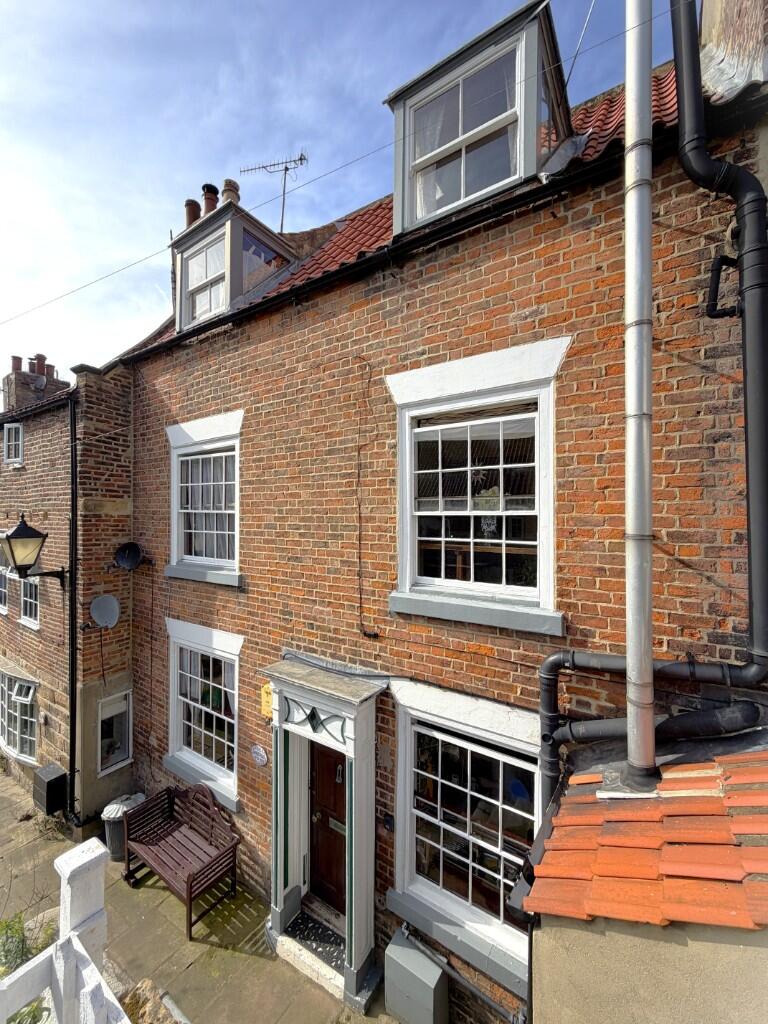 6 Clarks Yard, Church Street, Whitby, North Yorkshire, YO22 4BL photo 4