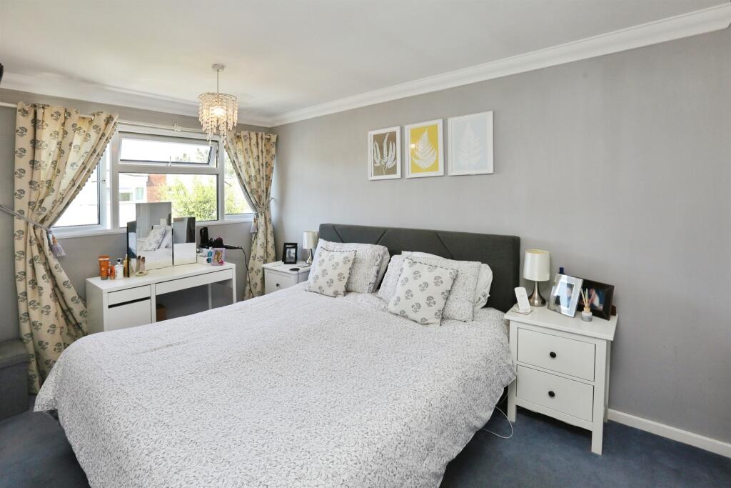 House in Gosport, Hampshire - View 5