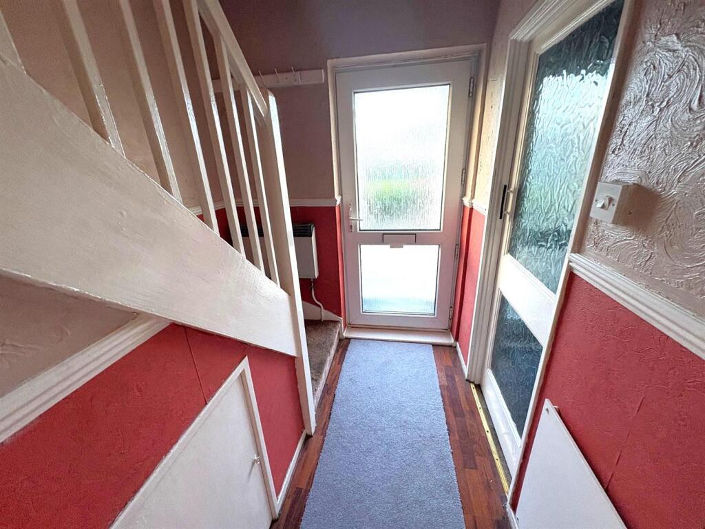 Carstairs Avenue, Swindon - More