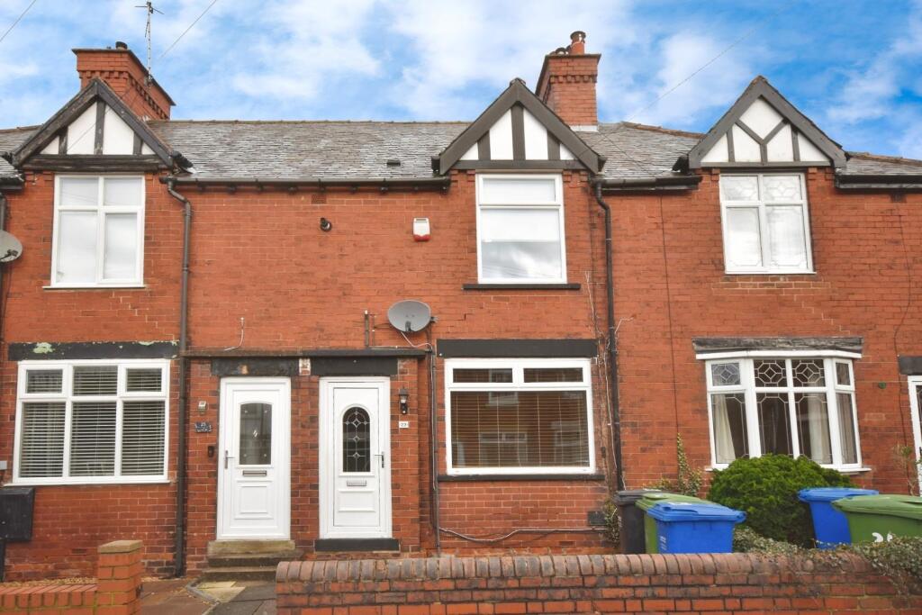 Main image of property: Devonshire Avenue East, Hasland, Chesterfield, S41 0AE