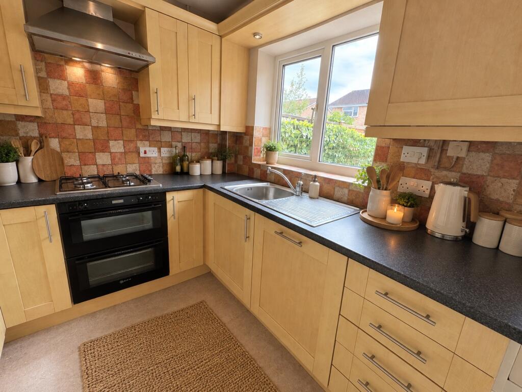 House in Taunton - View 5