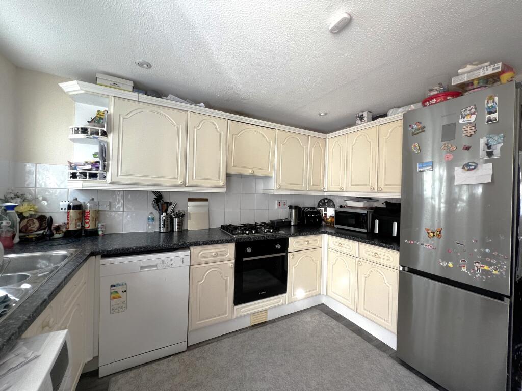 House in Redhill - View 2