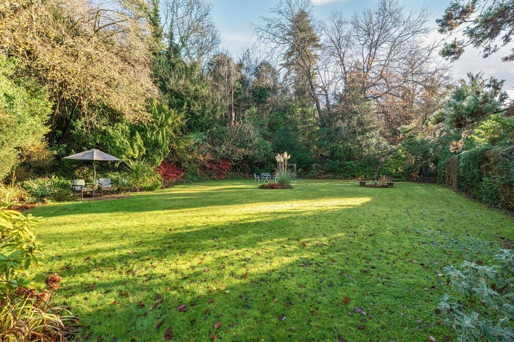 Park Ley Road, Woldingham, CR3 photo 4