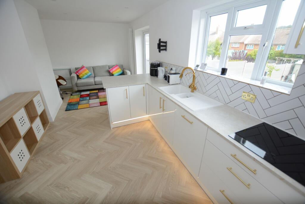 Ashburnham Drive, Brighton - View 3