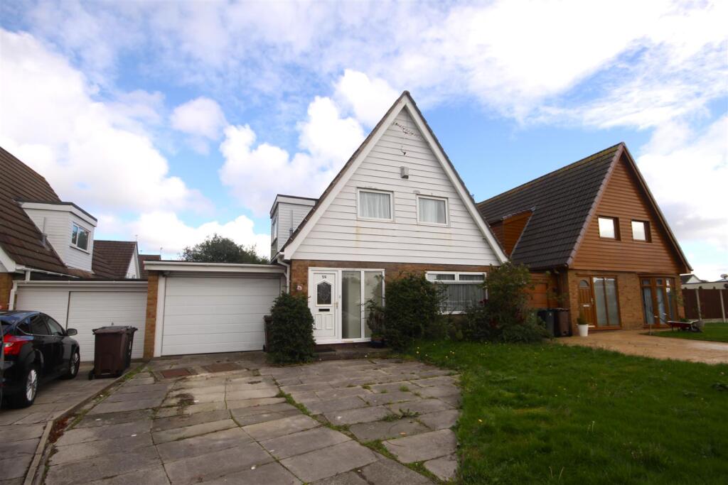 4-bed detached on The Round Meade, Liverpool, £295,000