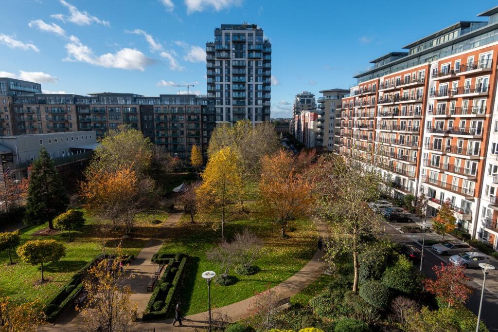Apartment in London - View 4