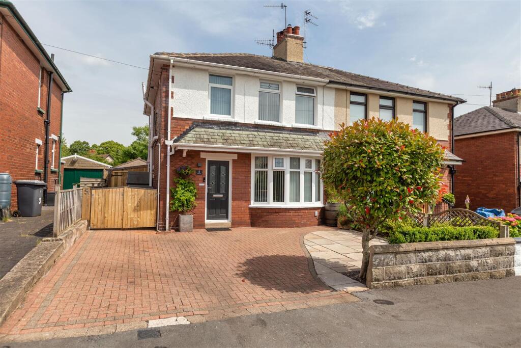 3-bed semi-detached on Devon Place, Lancaster, £340,000