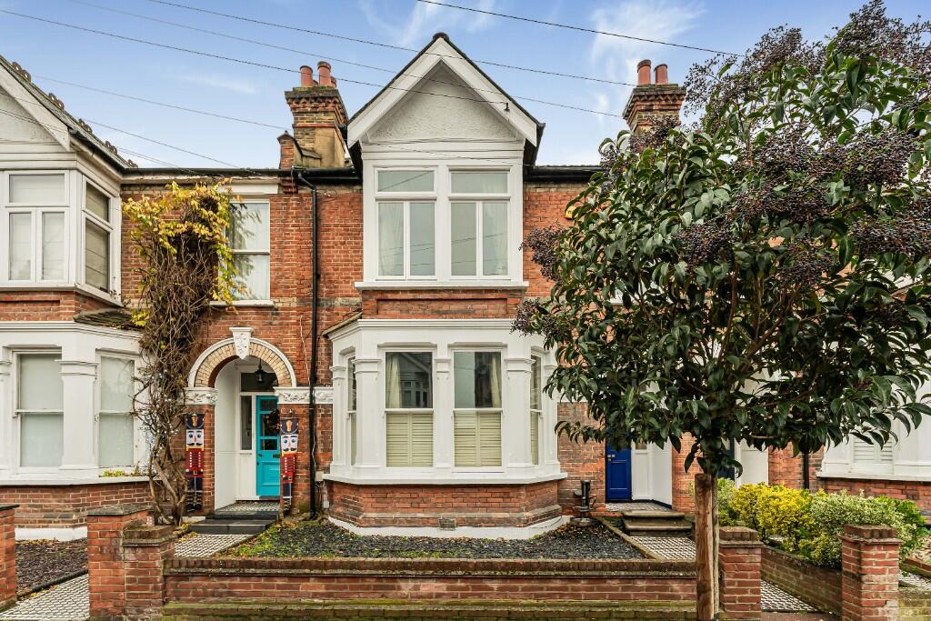 Main image of property: Eastwood Road, London, E18