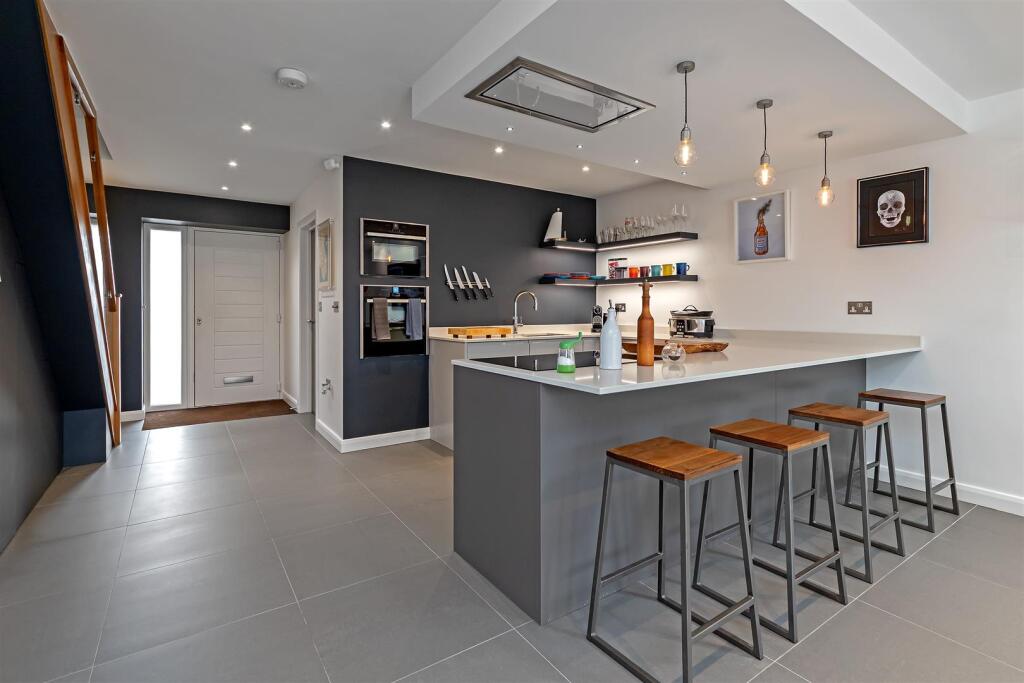 Additional image 3 of Gladeside, St. Albans