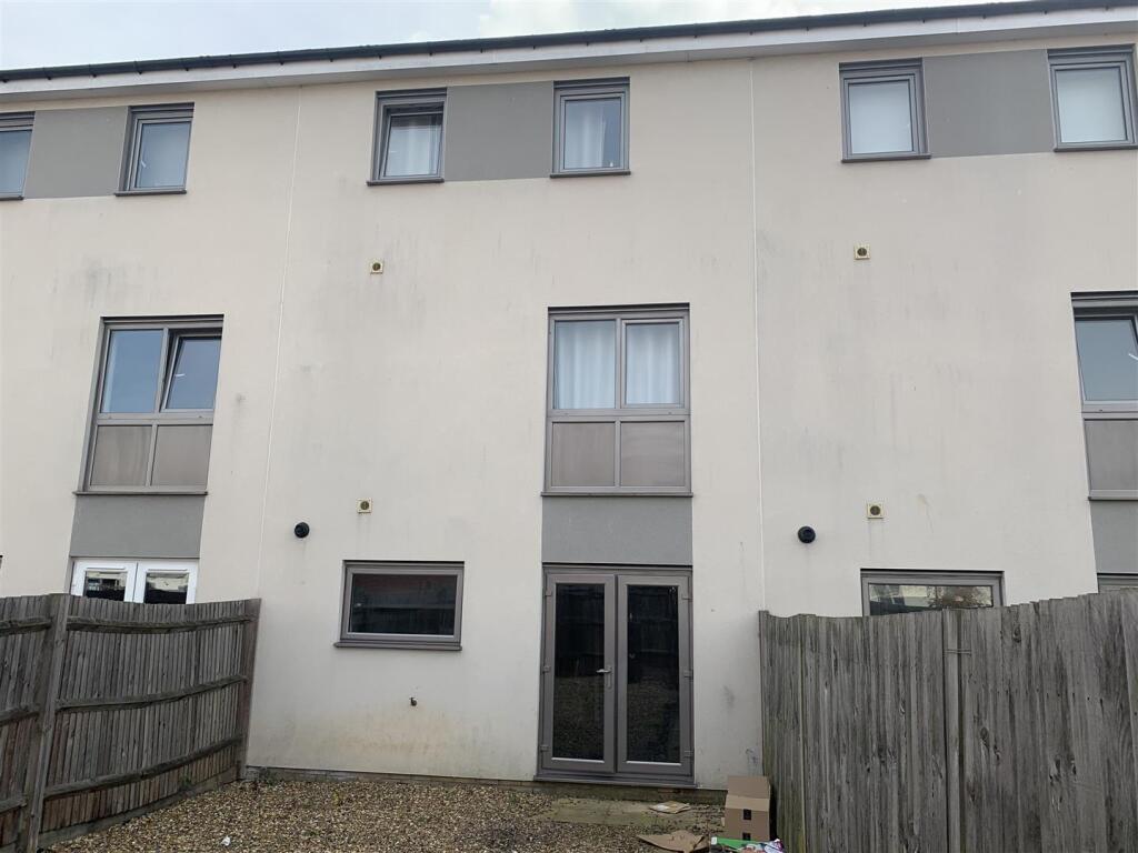 Additional image 5 of Aviation Avenue, Hatfield