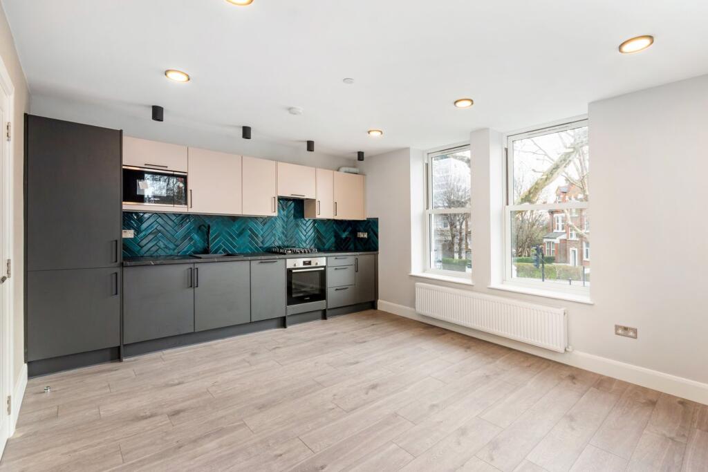 Main image of property: Lennards Court, Chiswick High Road, Chiswick, London, W4