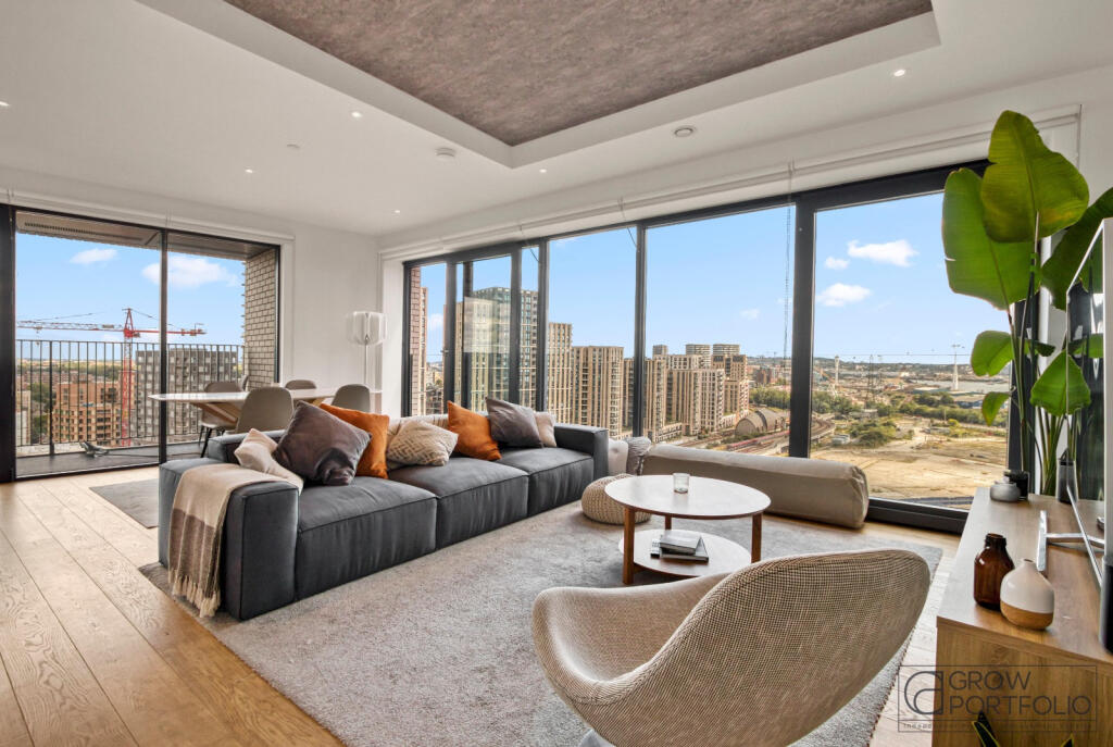 Main image of property: London City Island, Leamouth Peninsula, London, E14