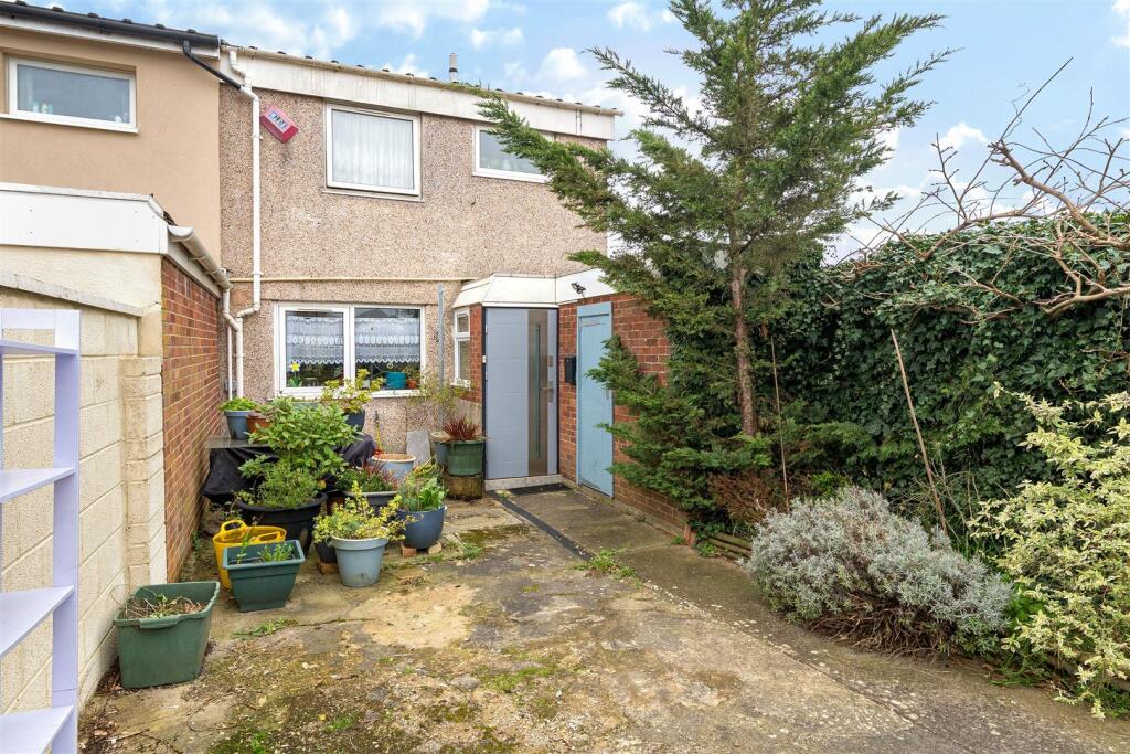 Main image of property: Gorlangton Close, Hengrove