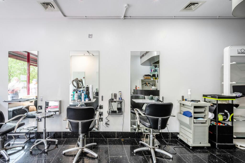 Mile End Rd 363 - Low Res 7.jpg