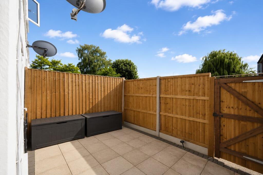 Apartment in St Albans, Cotlandswick, London Colney - View 4