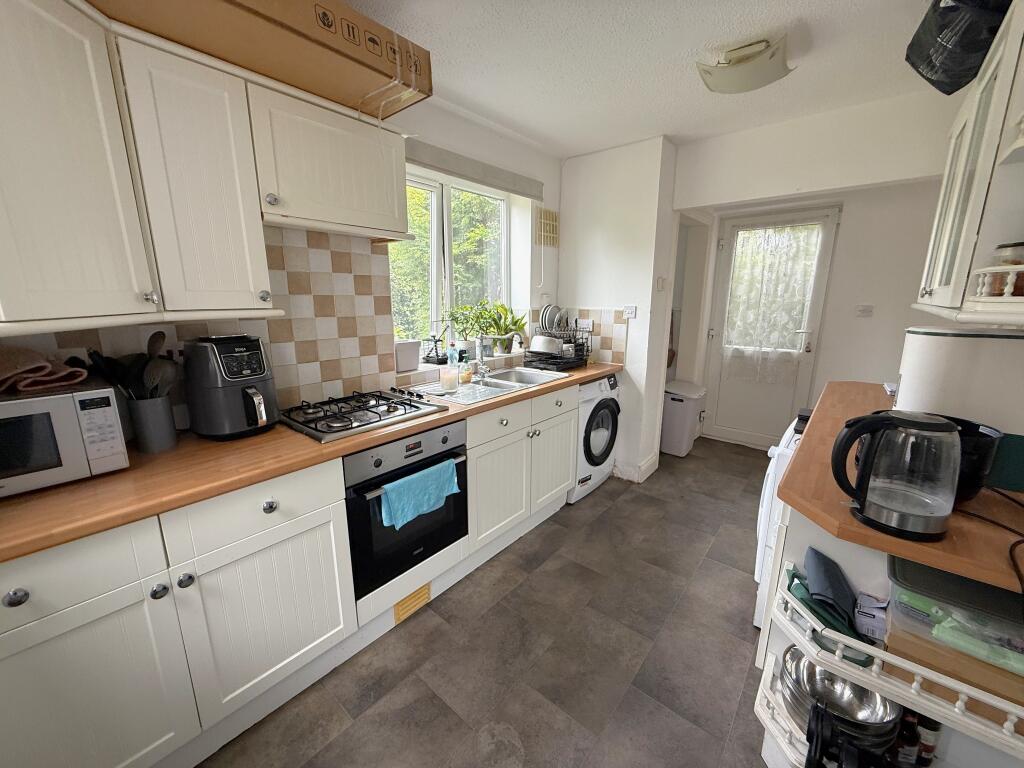 Aldermoor Avenue, Southampton photo 3