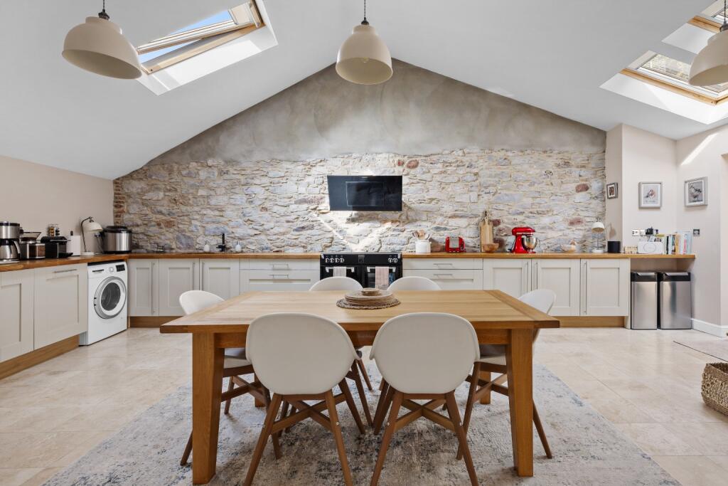 House in Torquay - View 3