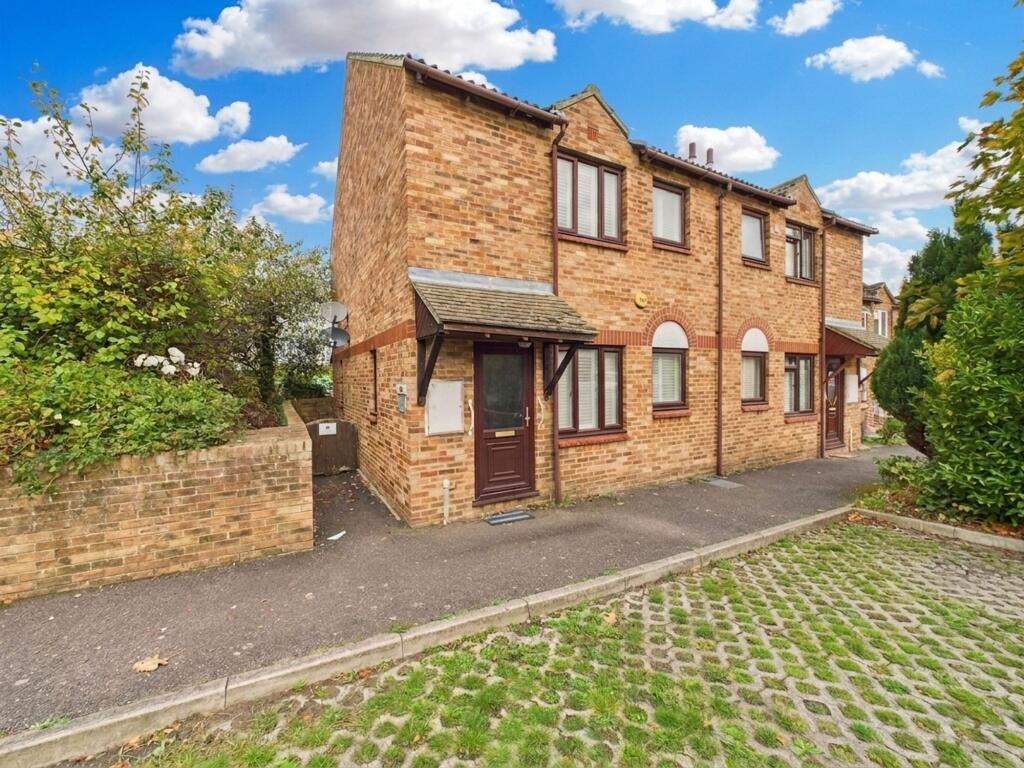 Main image of property: St. Johns Way, Corringham, SS17