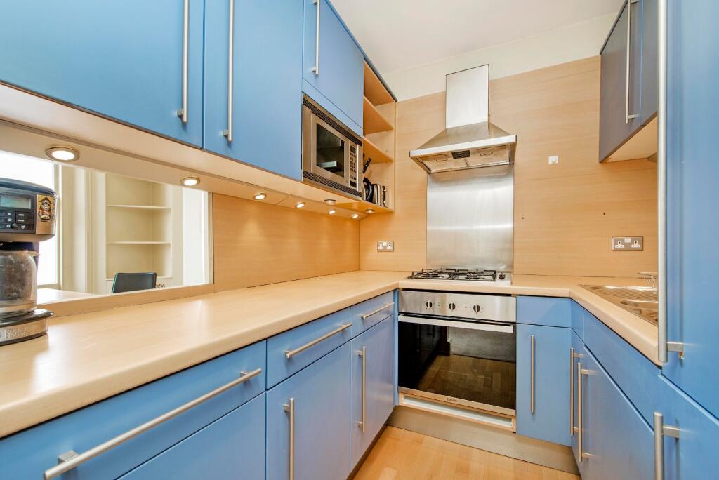 Apartment in London - View 3