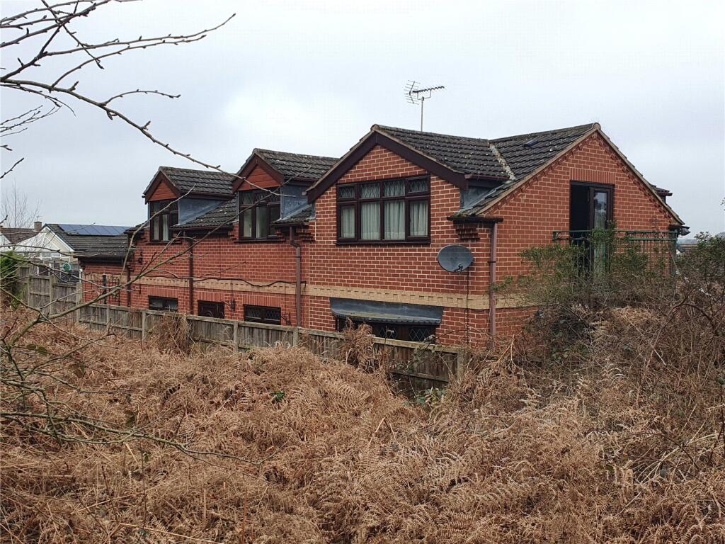 2-bed detached on Richborough Place, Wollaton, Nottingham, NG8, £299,950