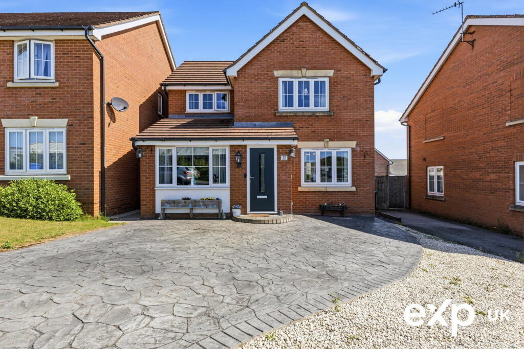 Main image of property: Sanderling Way, Forest Town, NG19 0GH