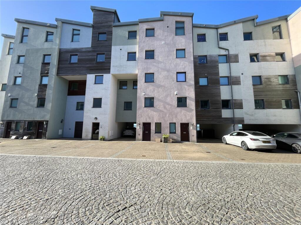 Main image of property: Doc Fictoria, Caernarfon, LL55