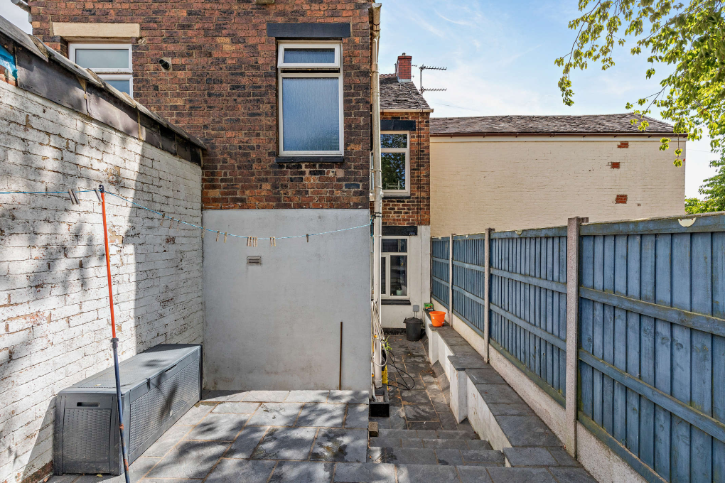 House in Stoke-on-Trent - View 5