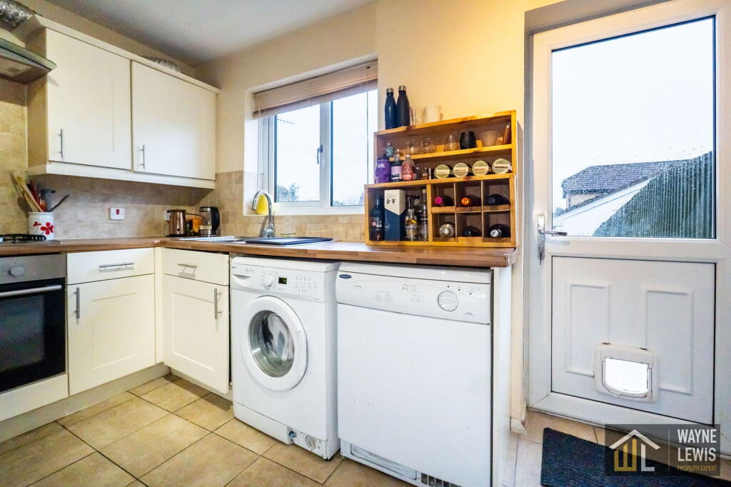 House in Caerphilly - View 6
