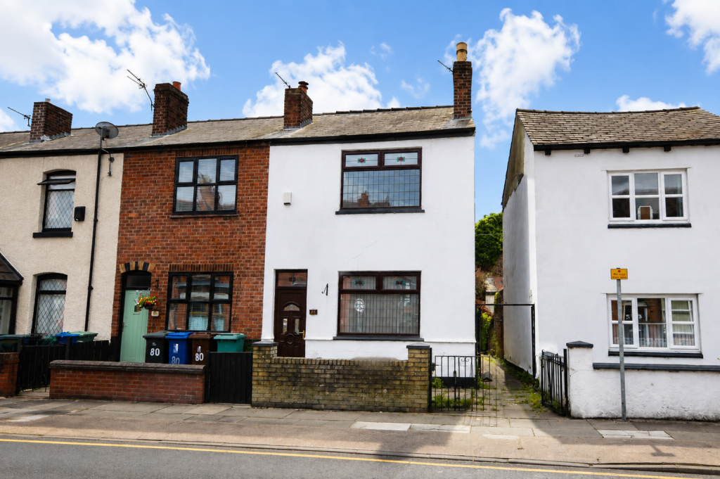 2-bed terraced on Heath Street, Golborne, Warrington, WA3 3DL, £120,000