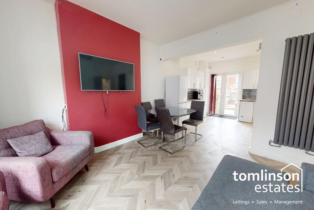 45, Rothesay Avenue photo 4