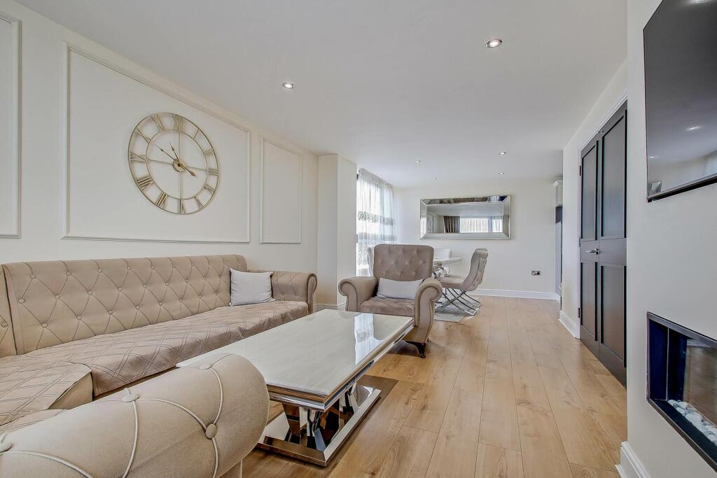 Apartment in London - View 4
