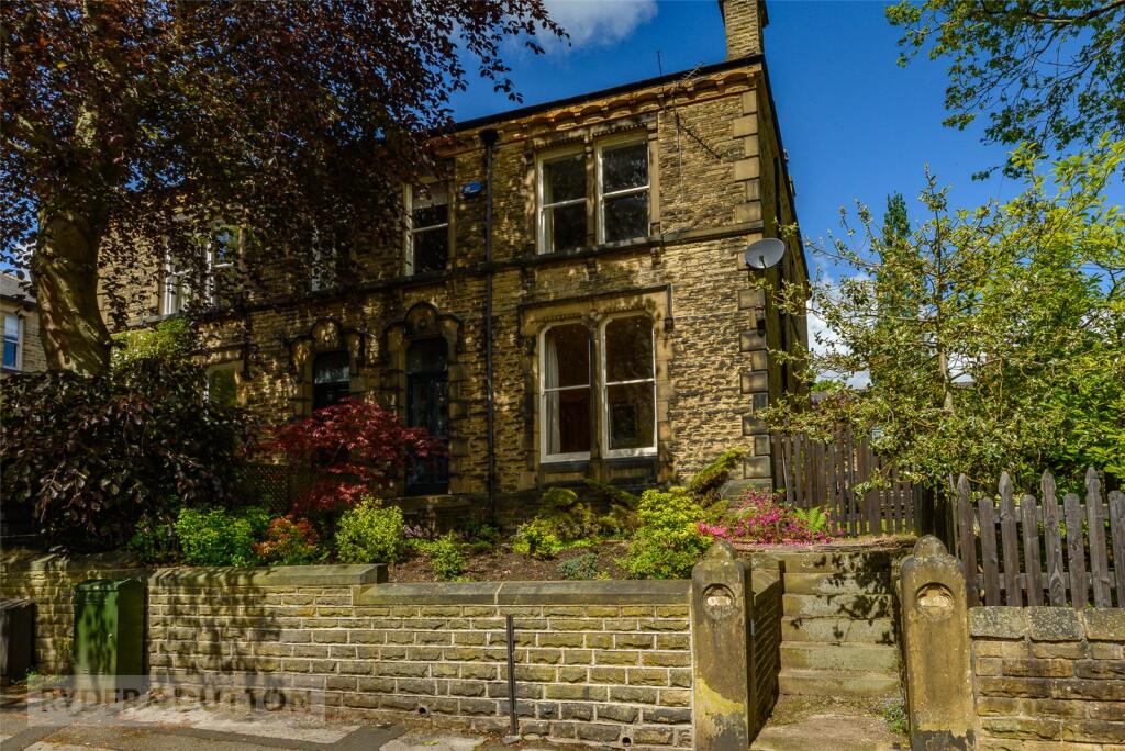 Main image of property: Beaumont Park Road, Beaumont Park, Huddersfield, HD4