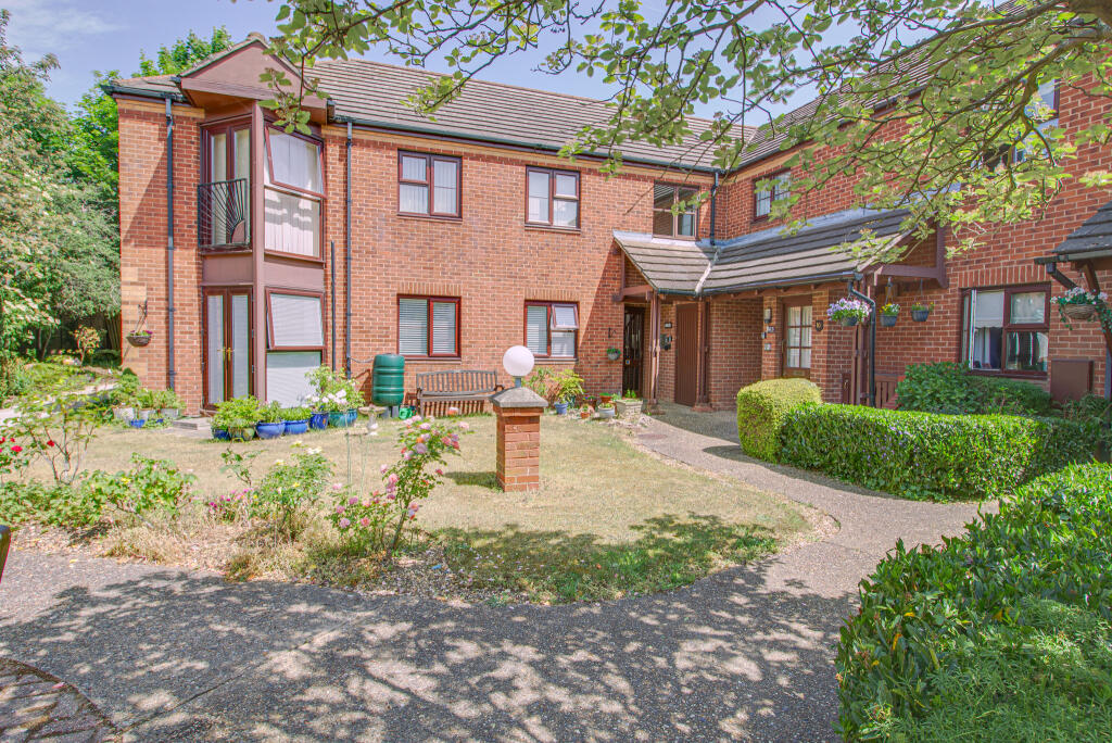 Roseacre Gardens, Welwyn Garden City, AL7, Welwyn Garden City