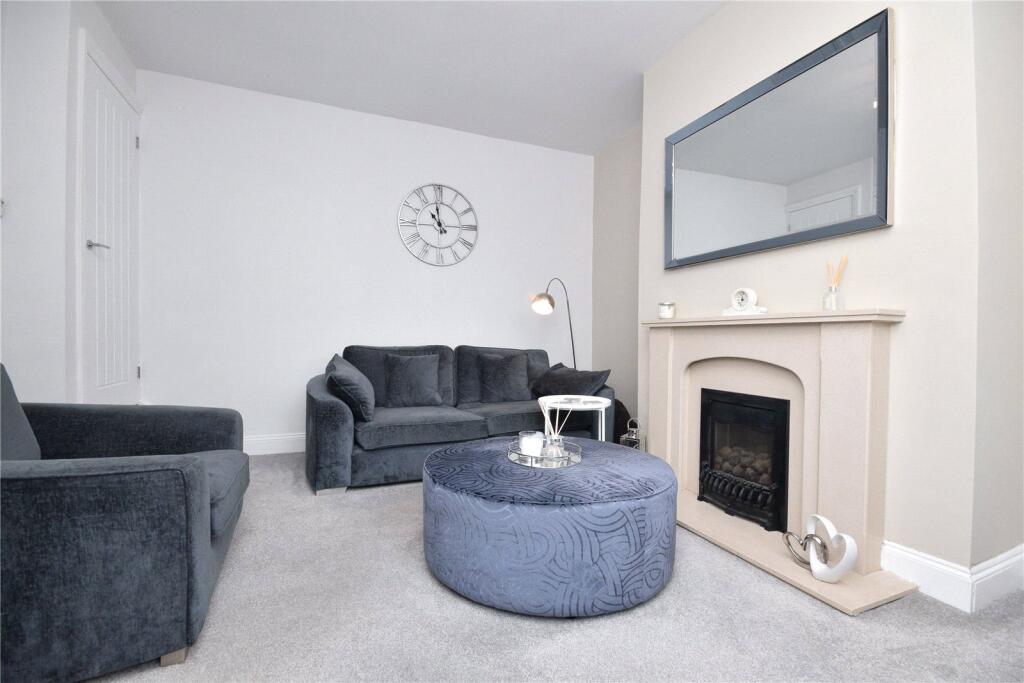House in Leeds, Morley - More