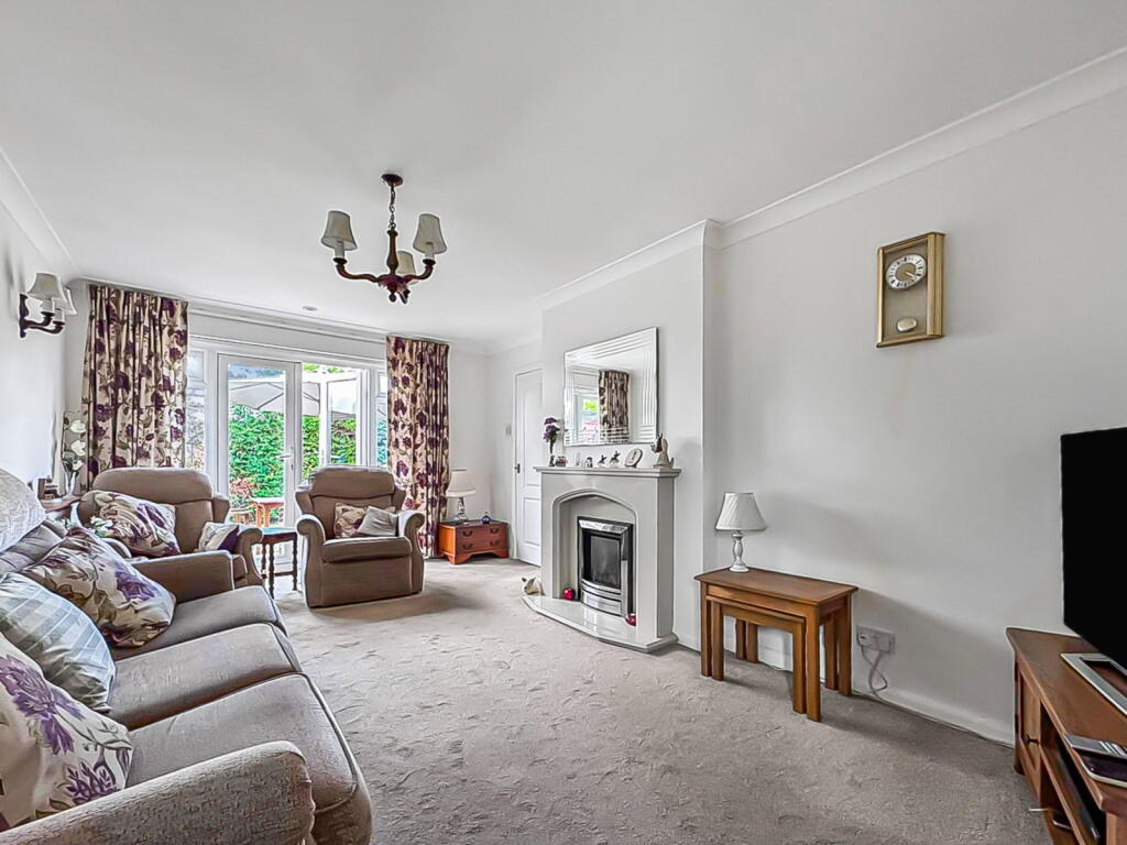 House in Gloucester, Kingsway, Grange - View 4